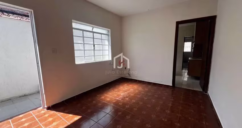 Casa com 2 quartos à venda na Rua Francisca Bueno de Resende, Jardim Independência, Taubaté