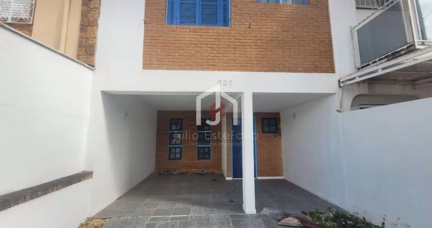Casa com 4 quartos para alugar na Rua Irmã Maria Rita de Moura, Independência, Taubaté