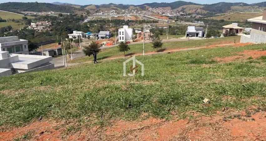 Terreno em condomínio fechado à venda na Rua Adu Dhabi, Condominio Cataguá Way, Taubaté