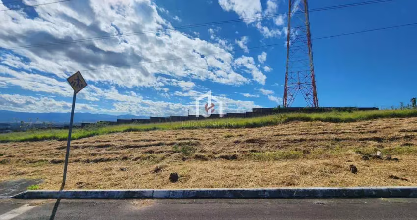 Terreno em condomínio fechado à venda na Avenida Doutor José Wenceslau Júnior, Campos do Conde, Taubaté