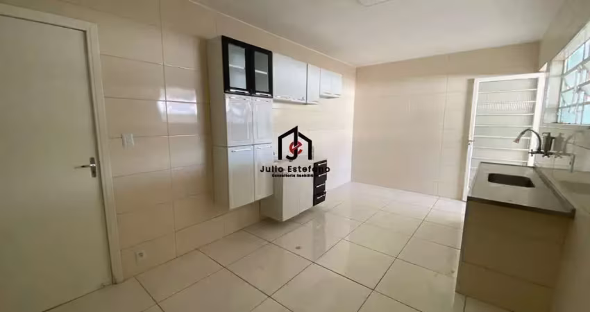 Apartamento com 3 quartos para alugar na Rua Professor Mário Bordini, Jardim Ana Emilia, Taubaté
