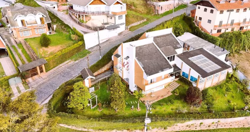 Casa com 4 quartos à venda no Jardim Paulista, Campos do Jordão 