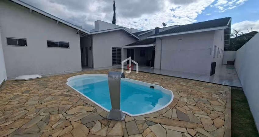 Casa em condomínio fechado com 4 quartos para alugar na Avenida Manoel Marcondes Oliveira Mello, Condominio Residencial Real Ville, Pindamonhangaba
