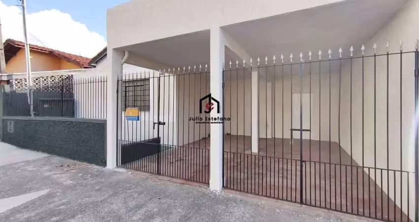 Casa com 2 quartos para alugar na Rua Cônego Tobias, Centro, Pindamonhangaba