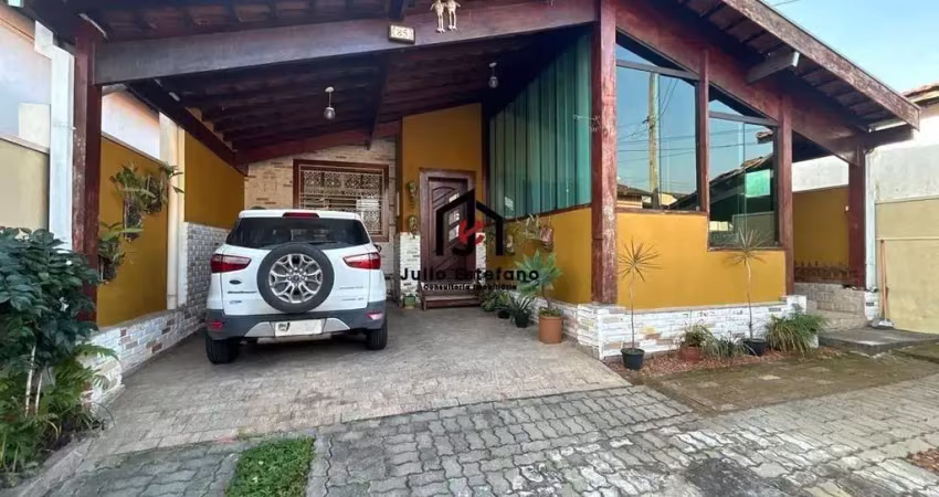 Casa com 4 quartos à venda na Rua Félix Samaha, Loteamento Ana Quirina, Pindamonhangaba