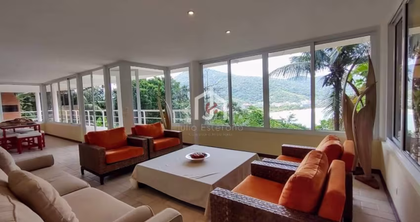 Casa em condomínio fechado com 5 quartos à venda em Toninhas, Ubatuba 