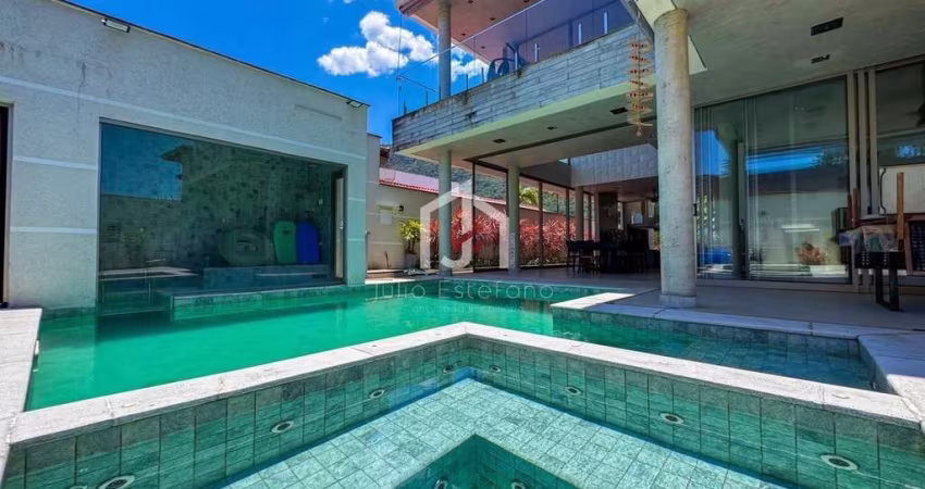 Casa em condomínio fechado com 5 quartos à venda na Praia da Lagoinha, Ubatuba 