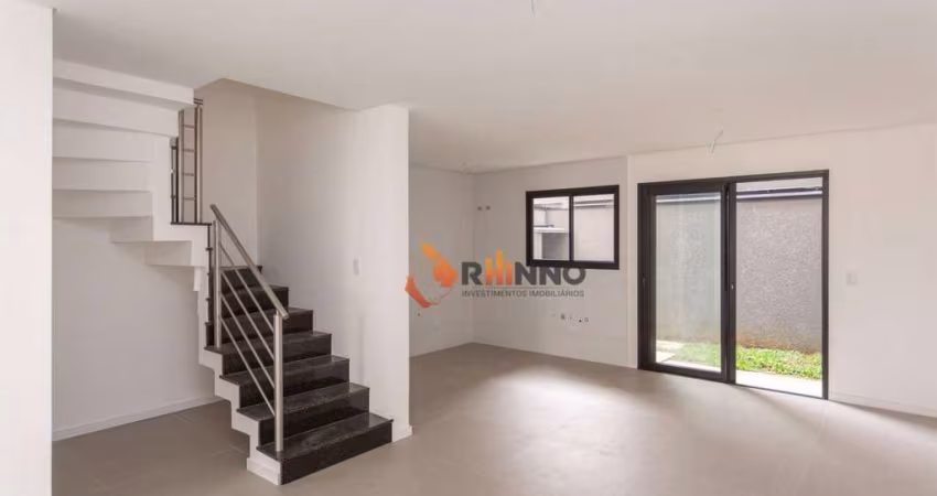 Sobrado no Pilarzinho com 3 Quartos 1 Suíte