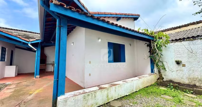 Casa com 2 dormitórios para alugar por r$ 1.300/mês - vila suarão - itanhaém/sp