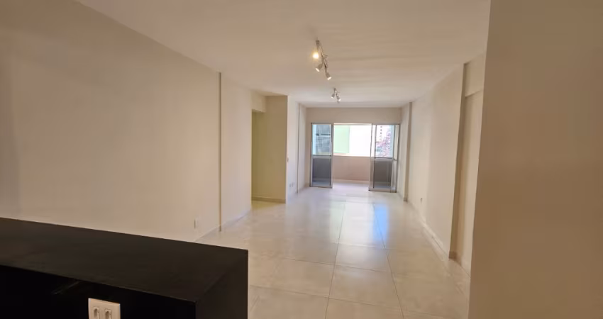 Vendo apartamento em Tambaú, 125 m2 3 qts, João Pessoa/ PB.