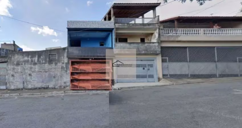 Sobrado com 3 dorms 1 suíte com hidro, 3 salas, 3 banheiros, 2 vagas, 845.200