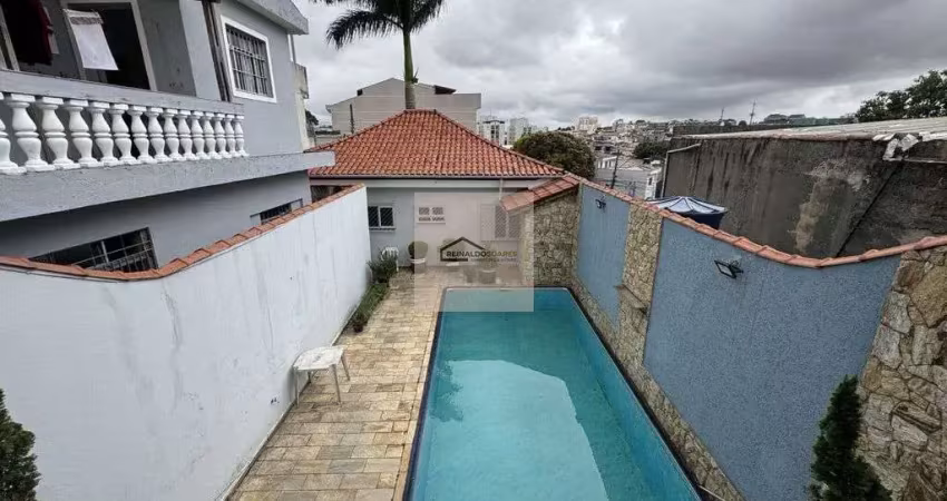 Casa com 2 dormitórios 3 banheiros 3 vagas cobertas r$930.000 mil