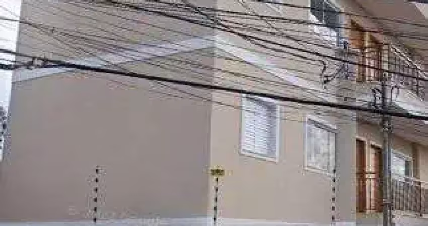 Casa em condomínio com mobília,  próximo ao metrô, $ 250 mil