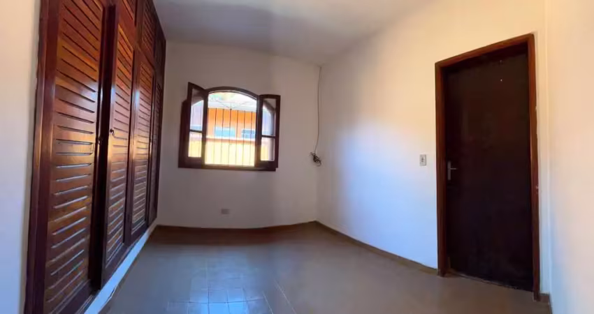 CASA Á VENDA NO CENTRO DE UBATUBA- SÃO PAULO