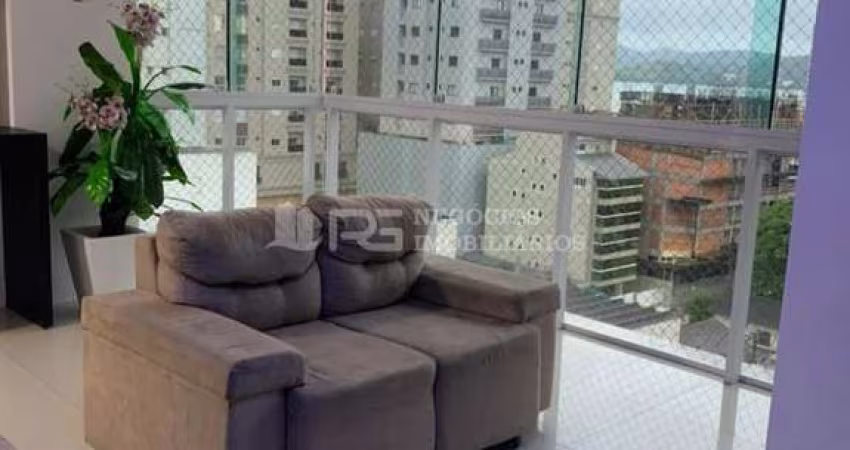 Apartamento a 5o metros do mar , Meia Praia, Itapema - SC