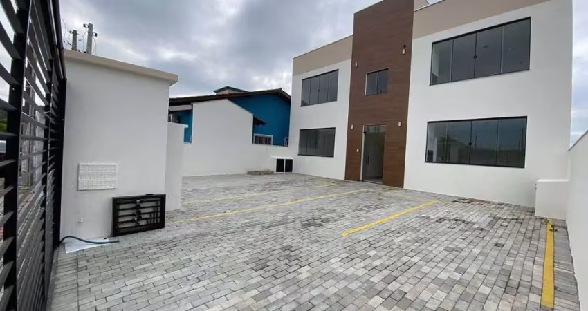 Apartamento com 2 quartos e 2 banheiros sendo 1 suíte no bairro itajuba em barra velha - sc