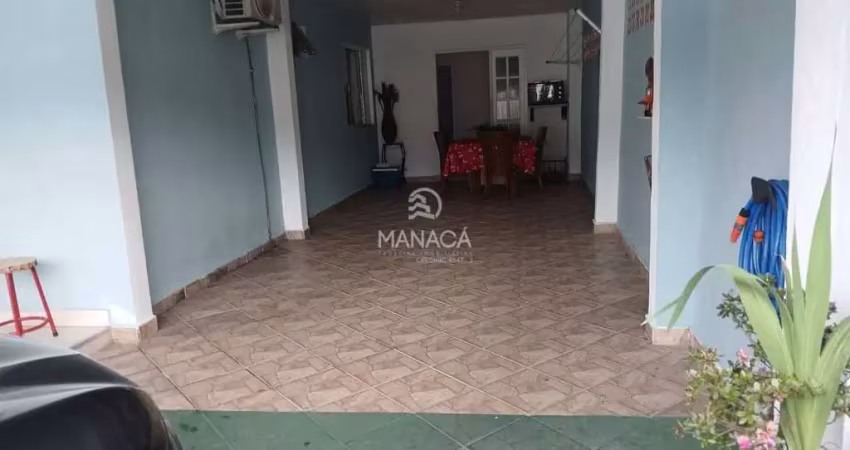 Casa com 4 quartos à venda no João Costa, Joinville 