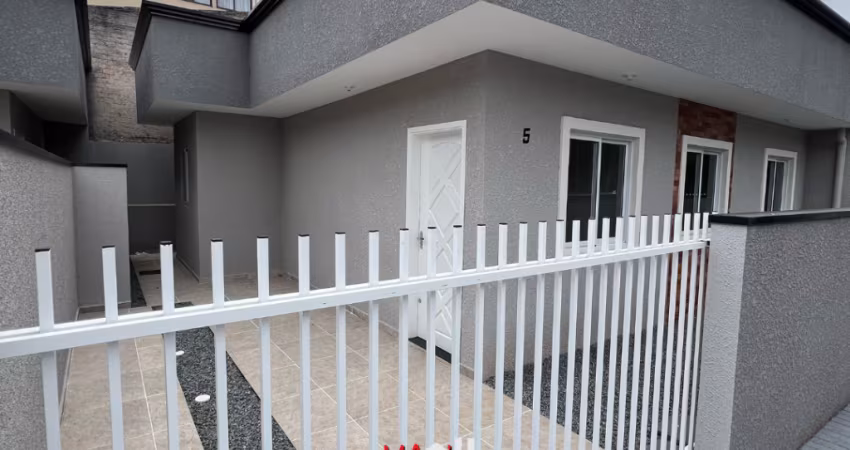 EXCELENTE CASA NO BAIRRO COLONIA RIO GRANDE