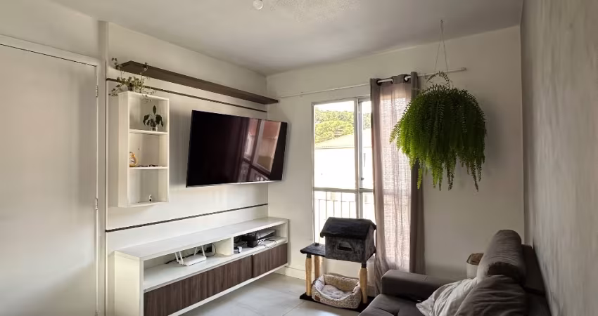 Apartamento 3 quartos semi mobiliado