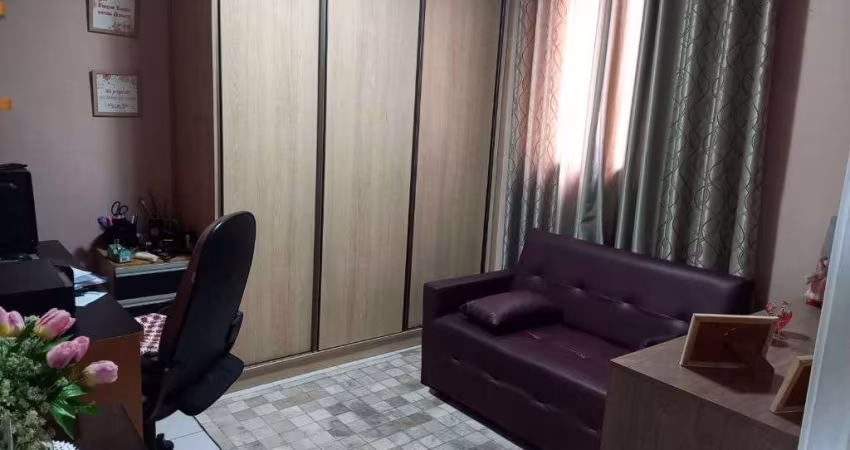 Sobrado com 3 dormitórios à venda, 115 m² por R$ 657.000,00 - Macuco - Santos/SP