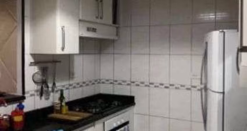 Sobrado com 2 dormitórios à venda, 61 m² por R$ 243.000 - Vila Voturuá - São Vicente/SP