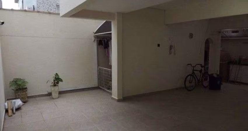 Casa com 3 dormitórios à venda, 137 m² por R$ 645.000,00 - Vila Valença - São Vicente/SP