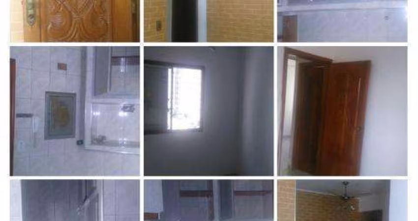 Apartamento com 2 dormitórios à venda, 56 m² por R$ 220.000 - Saboó - Santos/SP