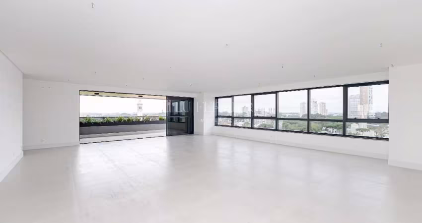 Apartamento com 272 m², 3 quartos sendo 3 suítes à venda no Ecoville.