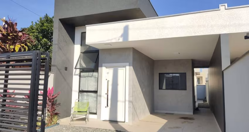 Casa nova, pronta para morar, 3 dormitórios, sendo 1 suíte à venda, 85 m² por R$