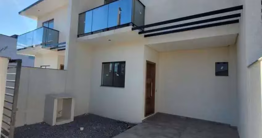 Sobrado novo, 3 dormitórios, sendo 1 suíte, itajuba em barra velha-sc.
