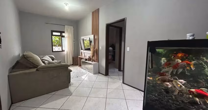 Casa sozinha em amplo terreno, em Balneário Piçarras. À venda por apenas R$520.0