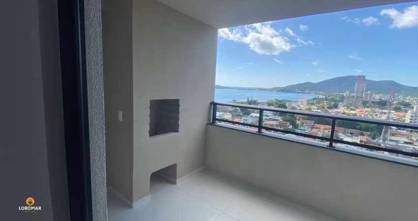 Apartamento vista mar, com 03 dormitórios, à apenas 150m do mar, em Armação-Penh