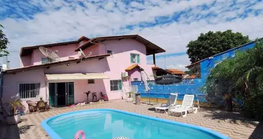 Casa com 6 dormitórios, piscina, 295m². À venda por R$ 1.700.000,00 - Praia da A