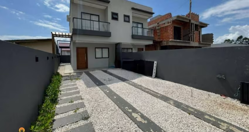 Sobrado novo, todo mobiliado, 2 suítes em Itajuba, Barra Velha-SC. À venda por R