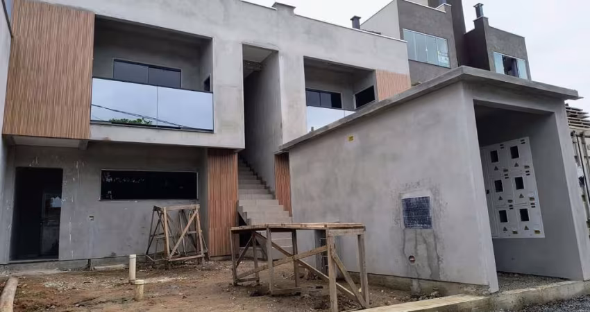 Apartamento em construção à apenas 550m do mar, em Itajuba, Barra Velha/SC. À ve
