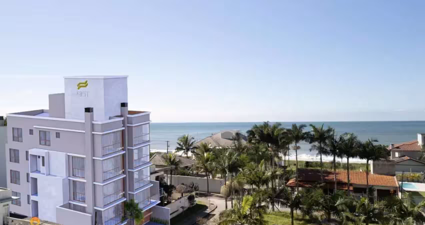 Apartamento quadra mar, com vista doo mar, 2 suítes. no Itacolomi, em Balneário