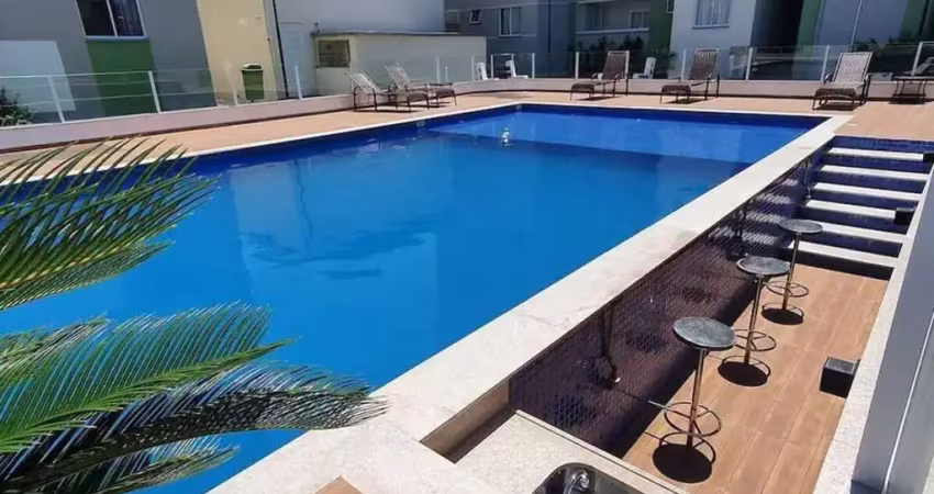 Apartamento mobiliado, com 02 dormitórios, à apenas 300m da praia, itacolomi bal