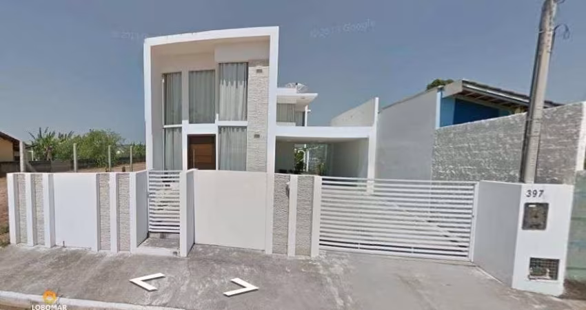 Sobrado com 4 dormitórios à venda no valor de R$2.120.000,00- Centro - Balneário