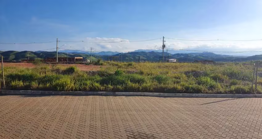 Terreno à venda no Jardim Belvedere, Volta Redonda 