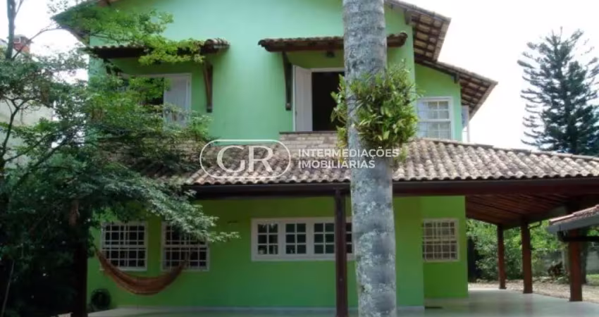 Casa com 3 quartos à venda no Penedo, Itatiaia 