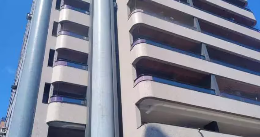 Apartamento com 4 quartos à venda no Aterrado, Volta Redonda 