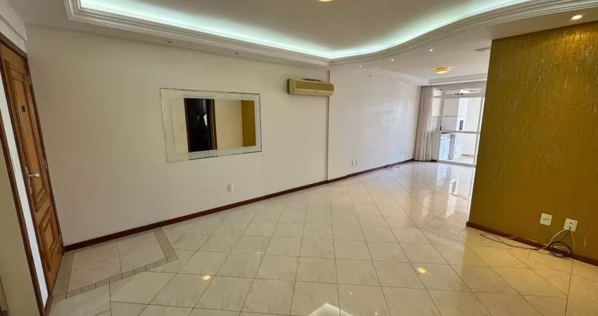 Apartamento amplo, moderno e cheio de conforto no coração do kobrasol