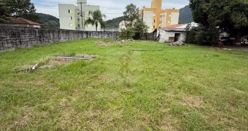 Terreno à venda na Rua Mathias Schell, Sertão do Maruim, São José