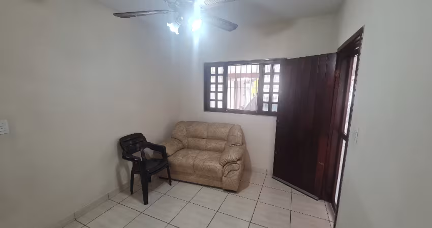 Casa isolada- Espaço, privacidade e conforto!