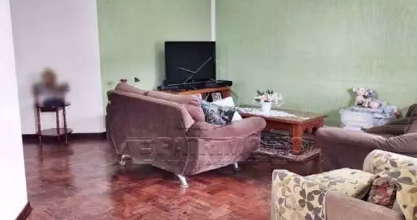 CASA,3 Dormitorio(s) bairro Barão