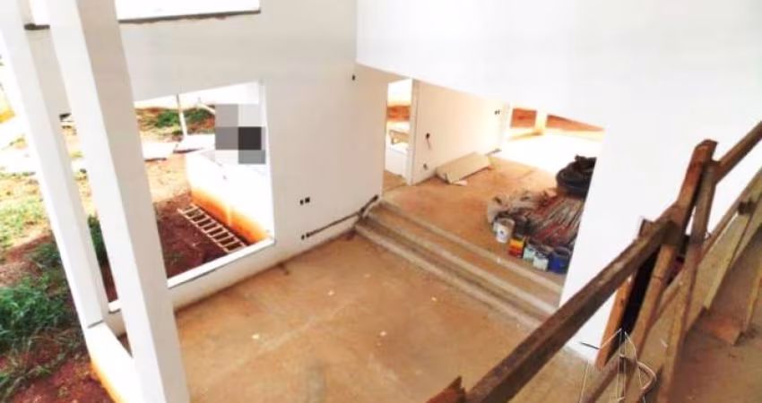 CASA EM CONDOMINIO,5 Dormitorio(s) bairro Mont Blanc MONT BLANC - RESIDENCIAL