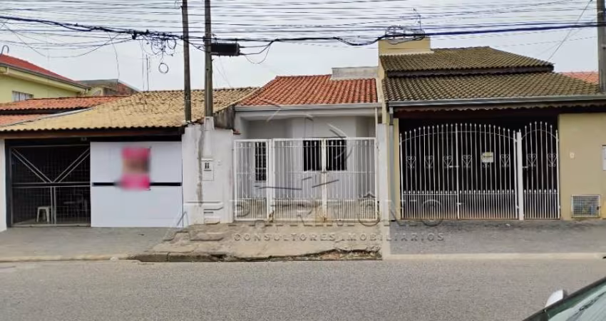 CASA TERREA VITORIA REGIA COM 2 DORMITORIOS SENDO 1 SUITE