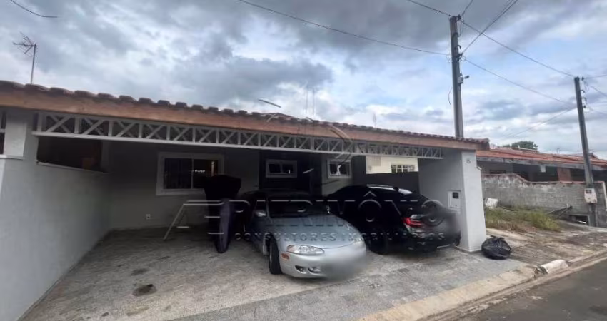CASA TERREA TROPEIROS COM 3 DORMITORIOS SENDO 1 SUITE