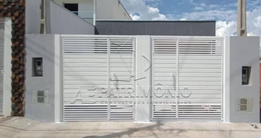 Casa na zona Norte com 2  dormitórios.