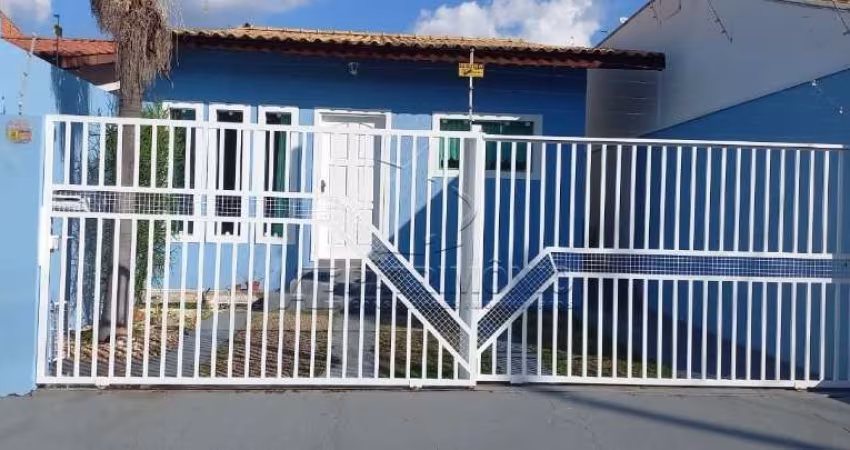 CASA 3 QUARTOS SENDO 1 SUITE WANEL VILLE